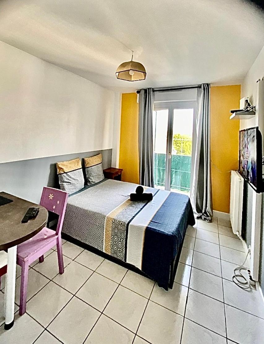 Appartement Proche Gare Et Centre Ville Melun Exterior photo